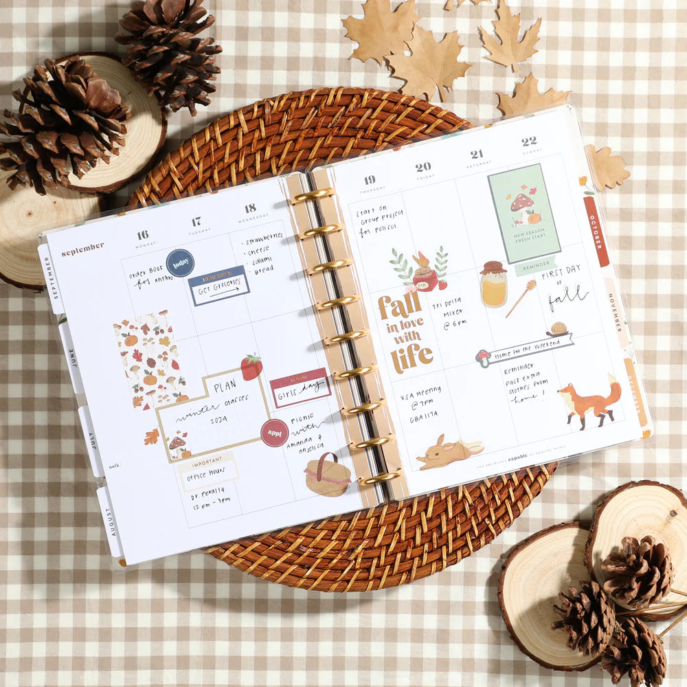 MAMBI 2024 DELUXE Woodland Seasons Happy Planner CLASSIC 12 Months - PPMCD12-039